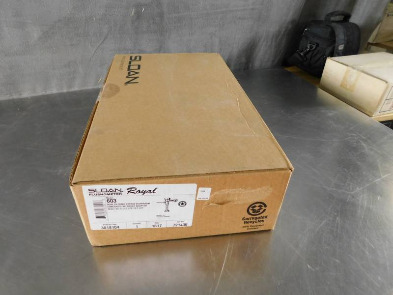 lot 4928 image: Sloan 603 Royal Dual Filtered Flush Valve