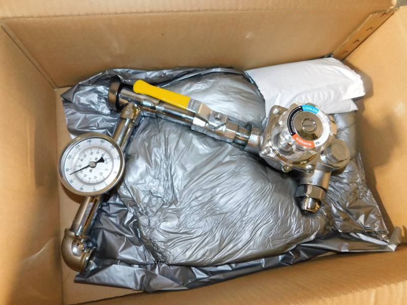 lot 4987 image: Lawler Series 9700 Valve