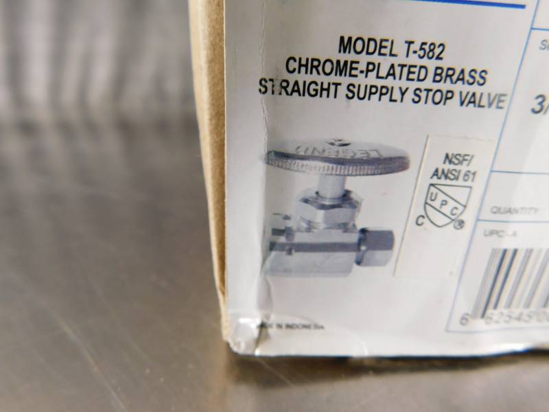 lot 5046 image: Lot of Water Valves