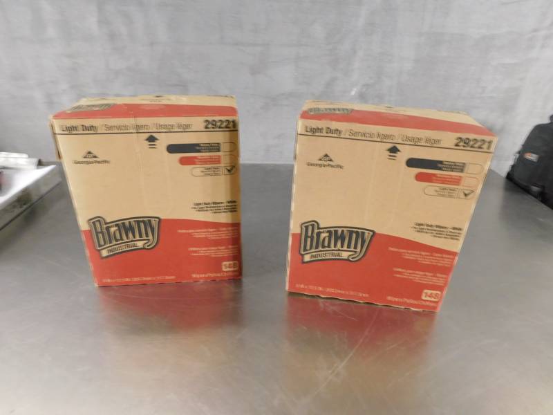 lot 5083 image: Lot of Brawny Light Duty Wipers