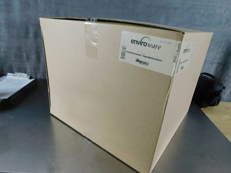 lot 5086 image: Case of Enviroware Biodegradable 3 Section 10 Plates