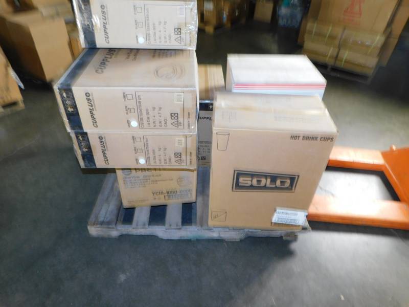 lot 5109 image: Very Large Lot of Misc Pumbing