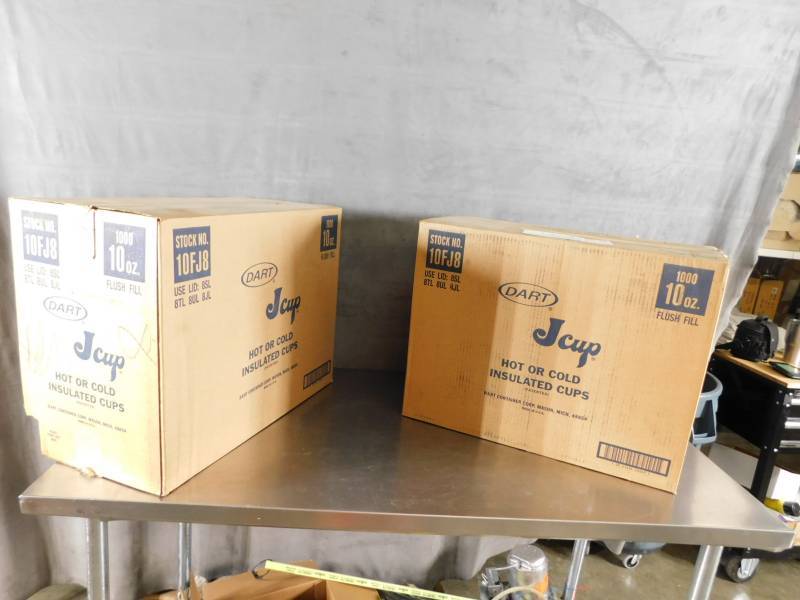 lot 4858 image: 2 Cases of Jcup Insultated Cups 10oz