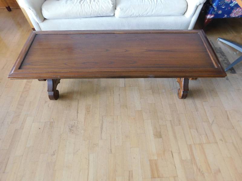 lot 8028 image: 16.5 T, 62 L, 22 D. - Eatly American Styled Hardwood Coffee Tabke.