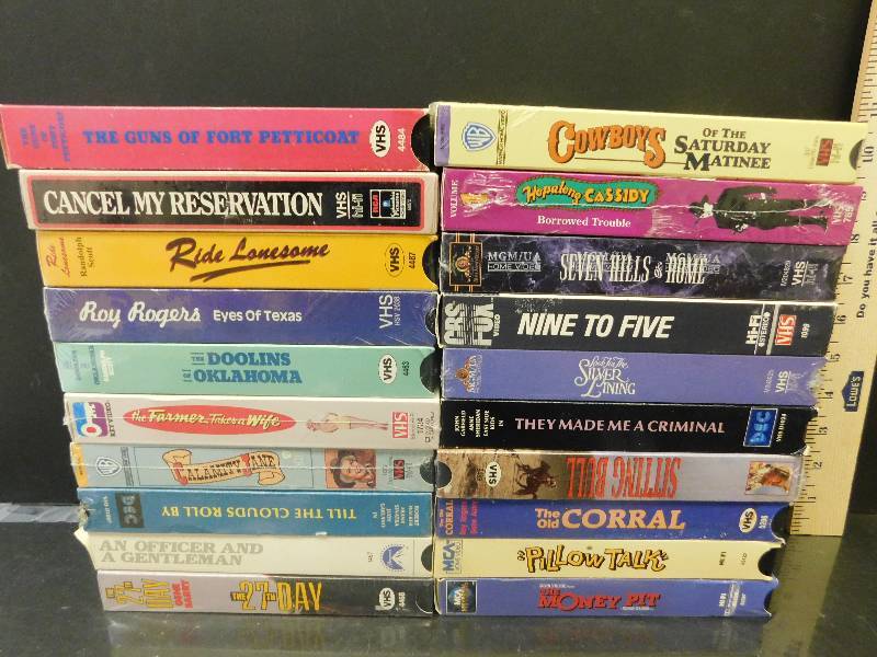 lot 8030 image: 20 Assorted VHS Movies. (Some May be New In Plastic)