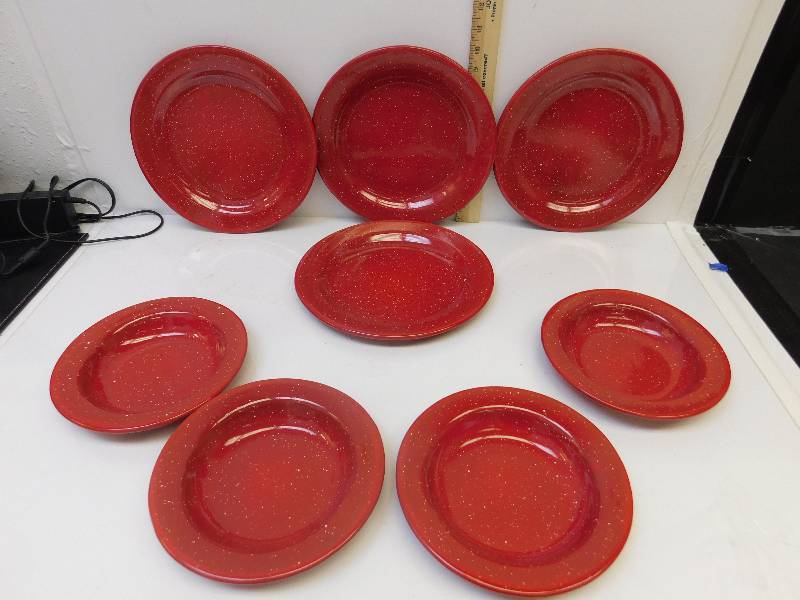 lot 8080 image: Replica Vintage Enamelware.  8 Dinner Plates.  4 Salad Plates.