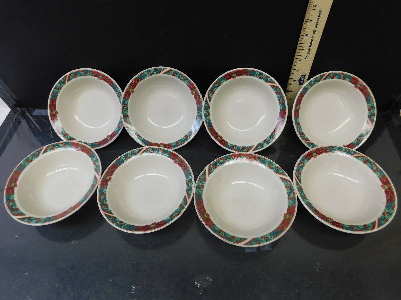 lot 8094 image: Gibson Brand China KitchenWare 8 Matching Bowls.