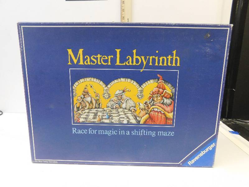 lot 8122 image: Master Labyrinth Boardgame.