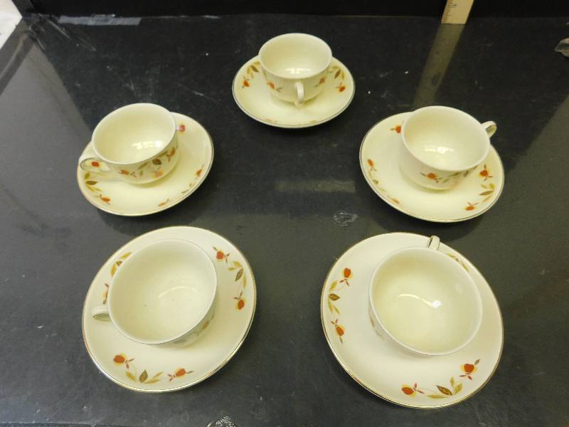 lot 8139 image: HALLs Superior Quality Kitchenware.  5 Teacups and Saucers.