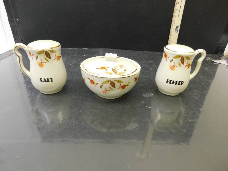 lot 8143 image: HALLs Superior Quality Kitchenware.  Salt and Pepper and Lidded Sugar or Melted Butter Dish.