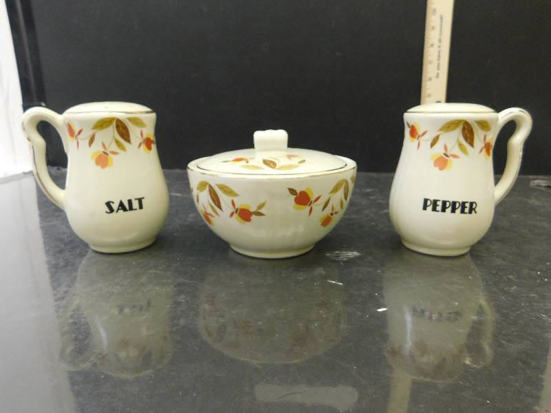 lot 8145 image: HALLs Superior Quality Kitchenware.  Salt and Pepper and Lidded Sugar or Melted Butter Dish.