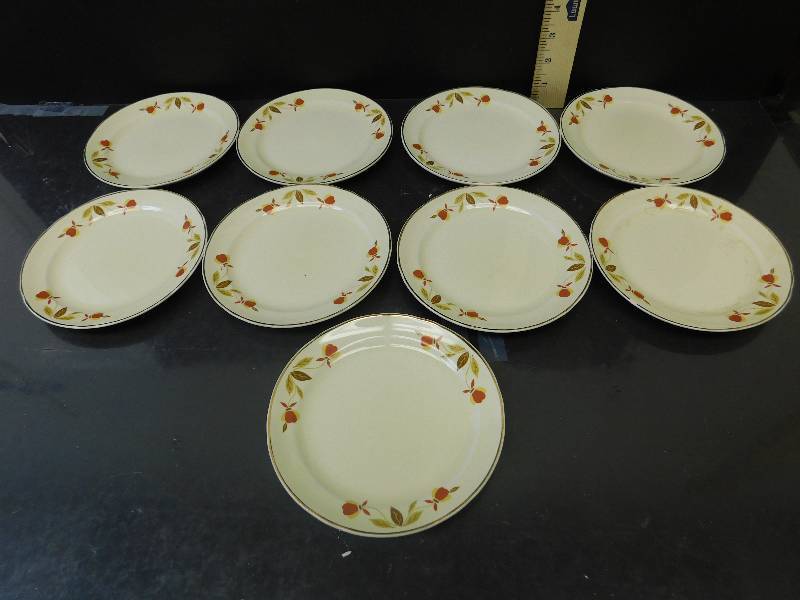 lot 8148 image: HALLs Superior Quality Kitchenware.  9 Salad Plates.
