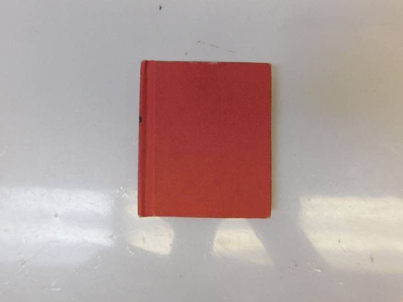 lot 8211 image: The Best Little Book of One Liners. Vintage hardback book published 1992