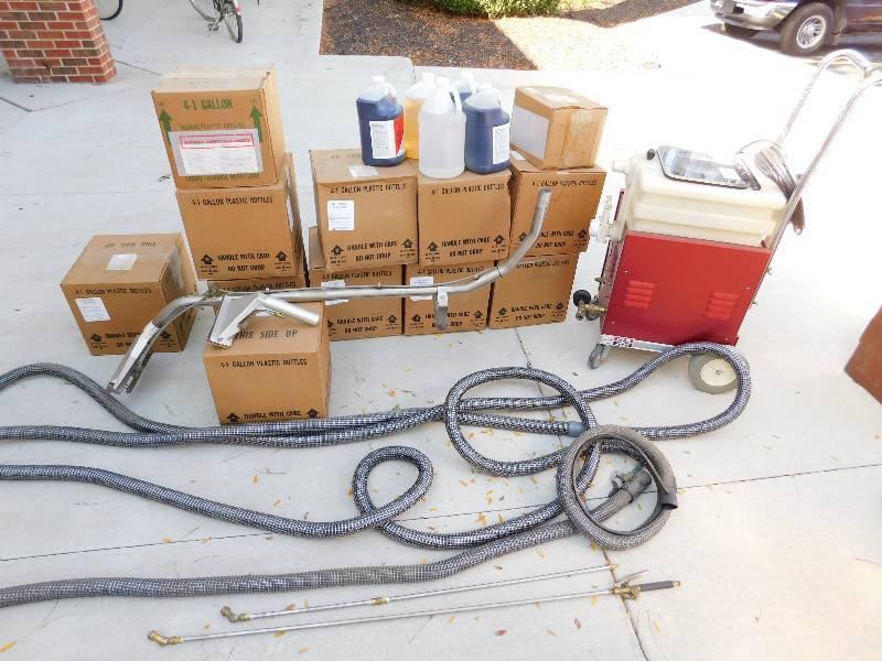 lot 8271 image: CFR 3335 Industrial Steam Cleaner  Washer  Professional Grade Machine and Hardware.