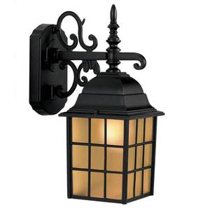 lot 425 image: Harbor Breeze Portfolio 1-Light Outdoor Black Wall Sconce - 14.37-in - Aluminum - 100W FY09-002