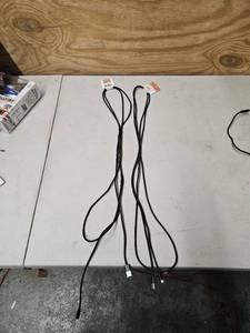lot 429 image: lot of 2 10 Ft Iphone Charger Cable