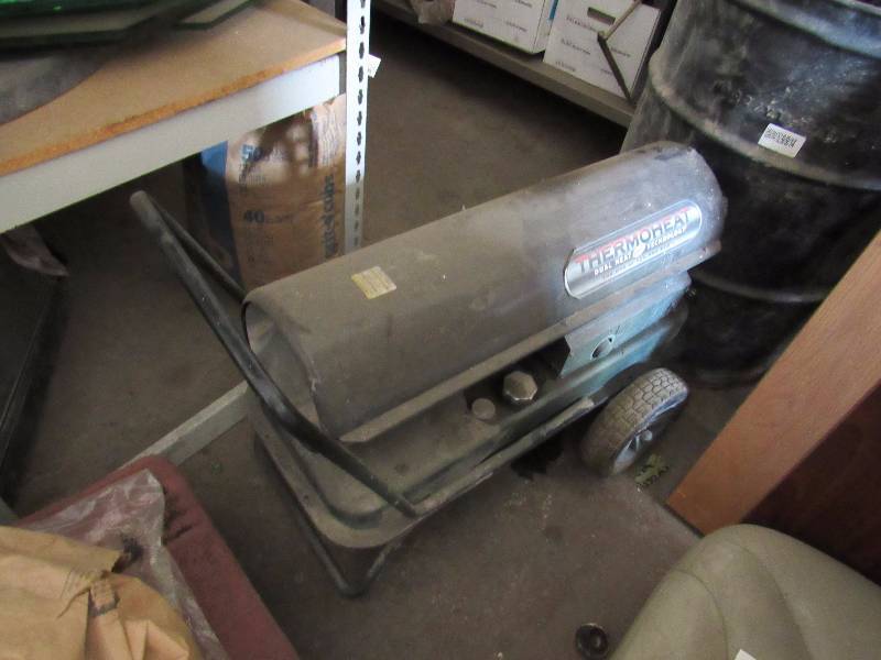 lot 4663 image: Thermoteck Dual-Heat 100125000 BTU Blast Heater