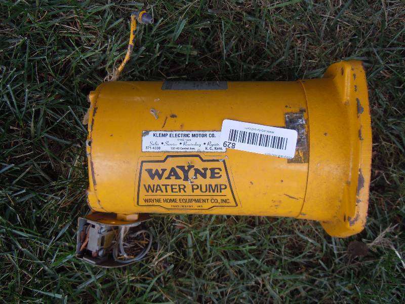 lot 829 image: Wayne Water Pump