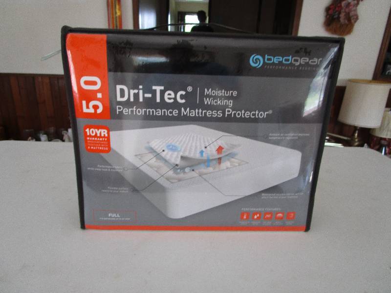 lot 640 image: Dri-Tec Mattress Protector