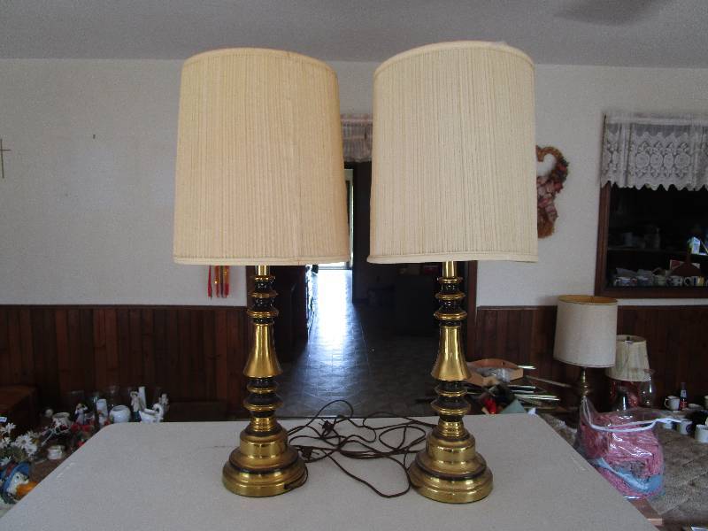 lot 631 image: Pair of Brass Lamps