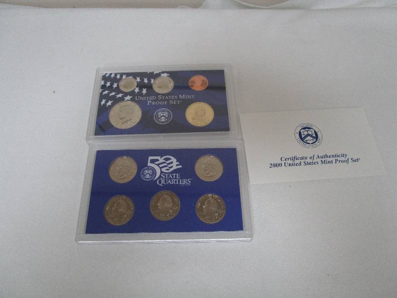 lot 663 image: 2000 United States Mint Proof Set