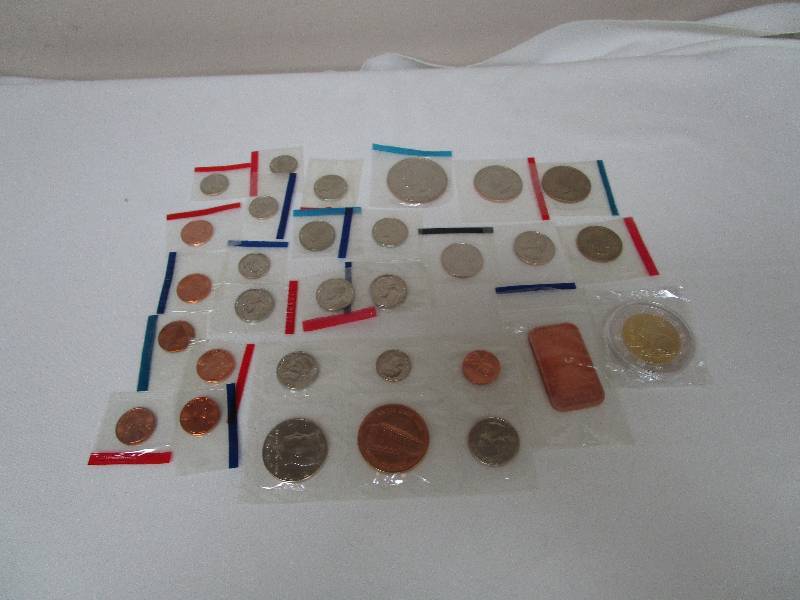 lot 667 image: Random Mint Coins Lot