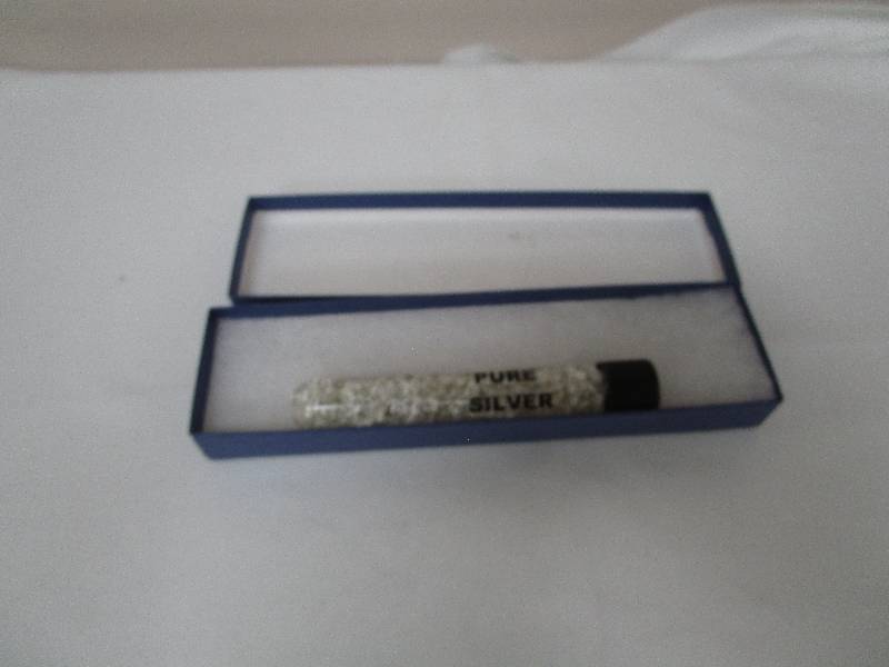 lot 773 image: Tube of Silver Flake