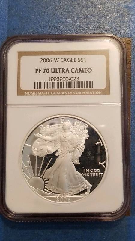 lot 70 image: 2006(W) American Silver Eagle Ultra Cameo Uncirculated MS 70