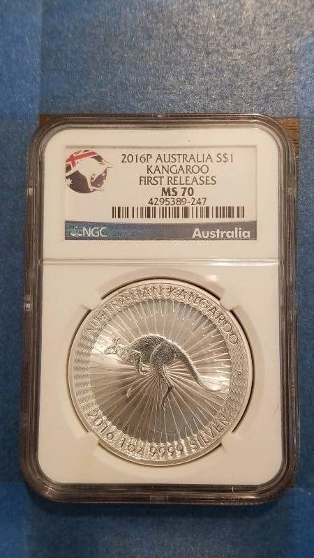 lot 796 image: 2016(P) Australia Kangaroo 1st Releases Uncirculated MS 71