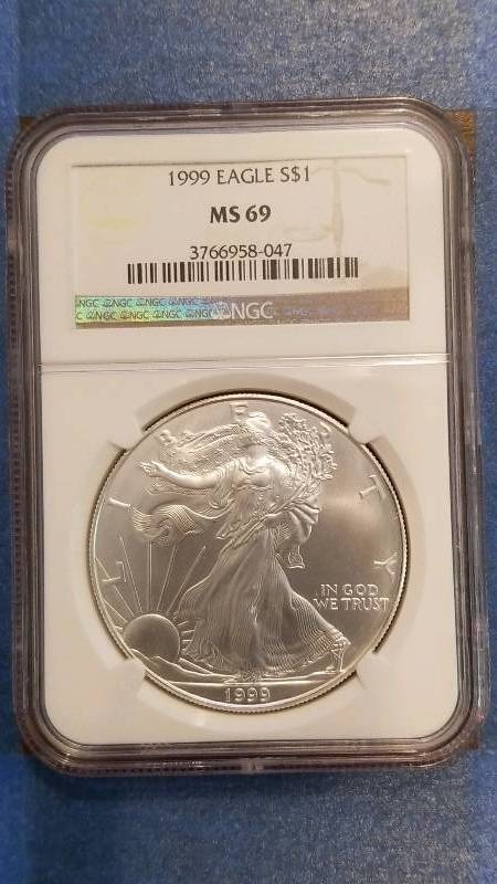 lot 716 image: 1999 American Silver Eagle MS 69