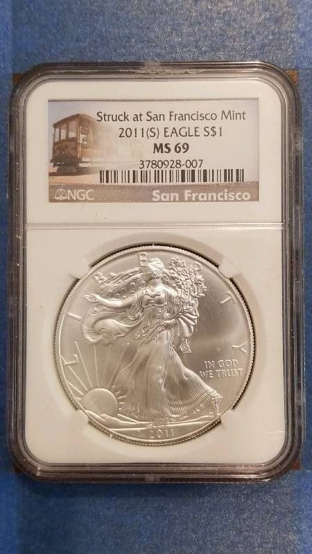 lot 722 image: 2011 (S) American Silver Eagle San Francisco Mint MS 69