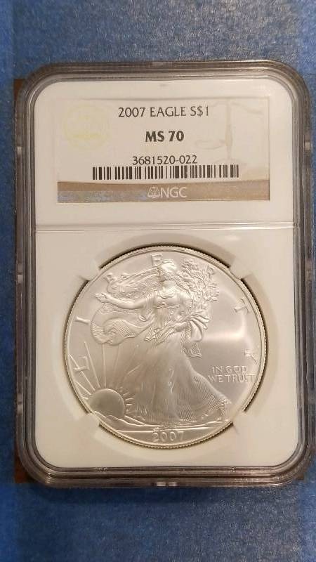 lot 838 image: 2007 American Silver Eagle MS 70