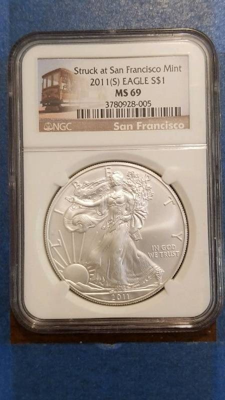 lot 839 image: 2011(S) American Silver Eagle San Francisco Mint Uncirculated MS 69