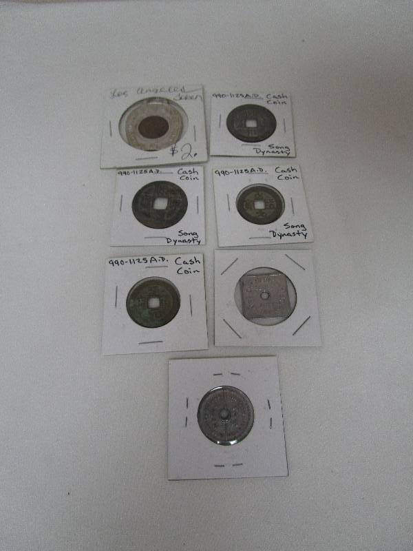 lot 1742 image: Lot of Random Coins