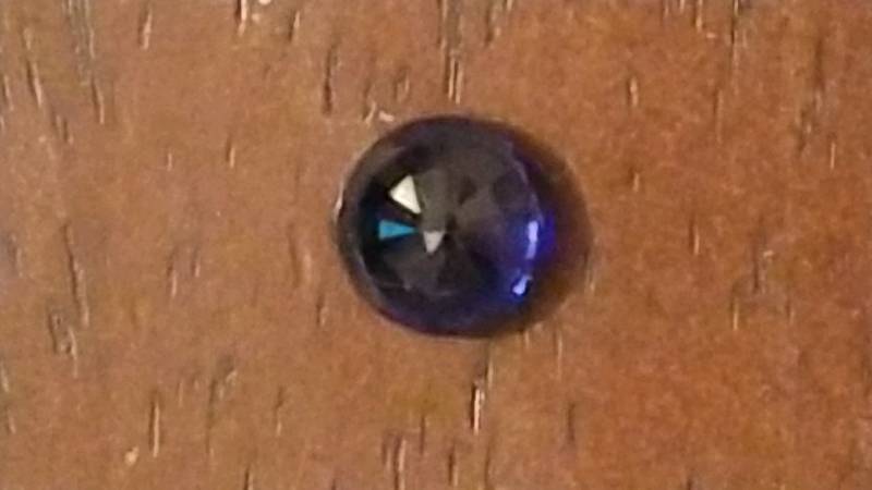lot 542 image: 2.9ct Natural African Sapphire