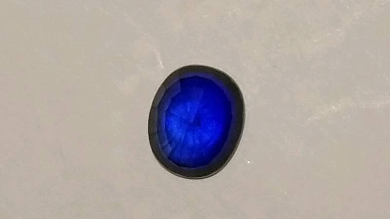 lot 543 image: 2.75 Natural African Sapphire