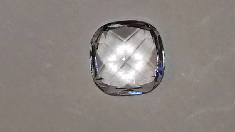 lot 549 image: Beautiful African Natural Sapphire