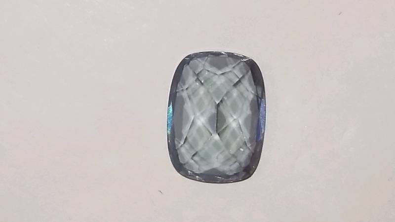 lot 727 image: 10.91ct Natural Faceted Gemstone