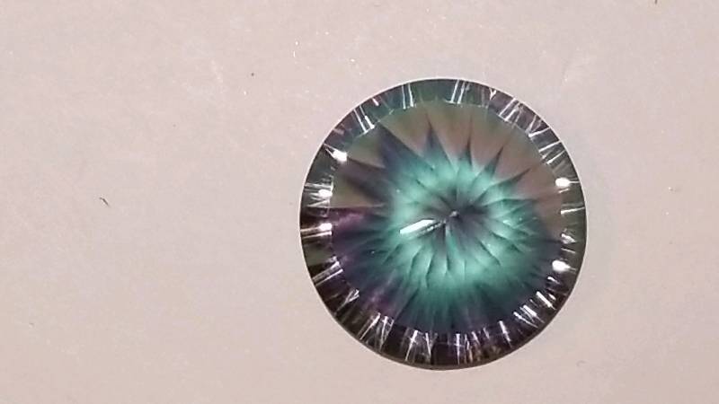 lot 728 image: All Natural Faceted Precious Gemstone