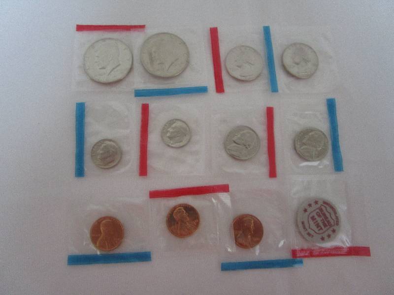 lot 867 image: US Mint Coinage Lot