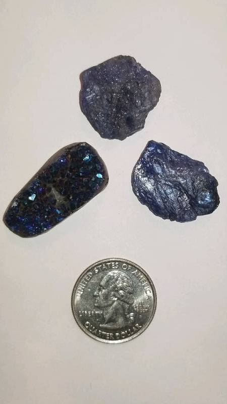 lot 609 image: Lot of Rocks