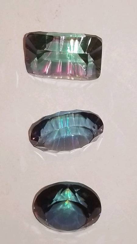 lot 883 image: Lot of Beautiful Natural Faceted Gemstones