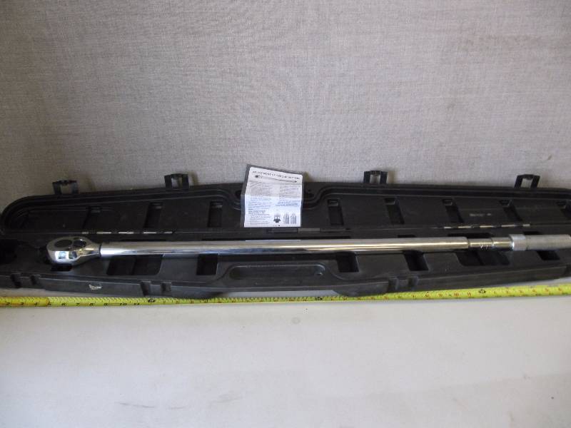 lot 992 image: 34 600  FT LB HEAVY DUTY Performance Tool Click Torque Wrench PT 