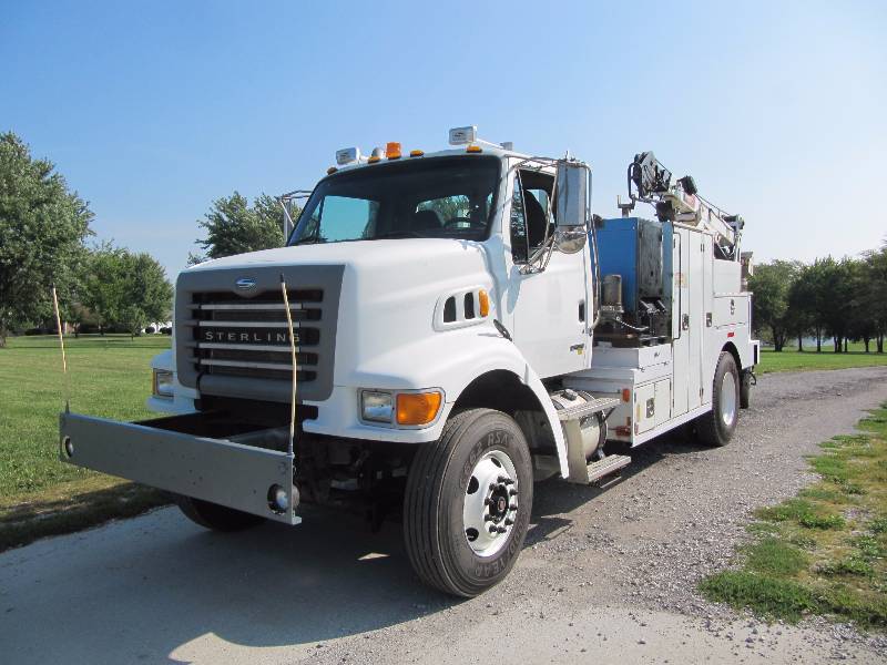 Heavy Equipment & Repo Vehicle Auction EquipBid