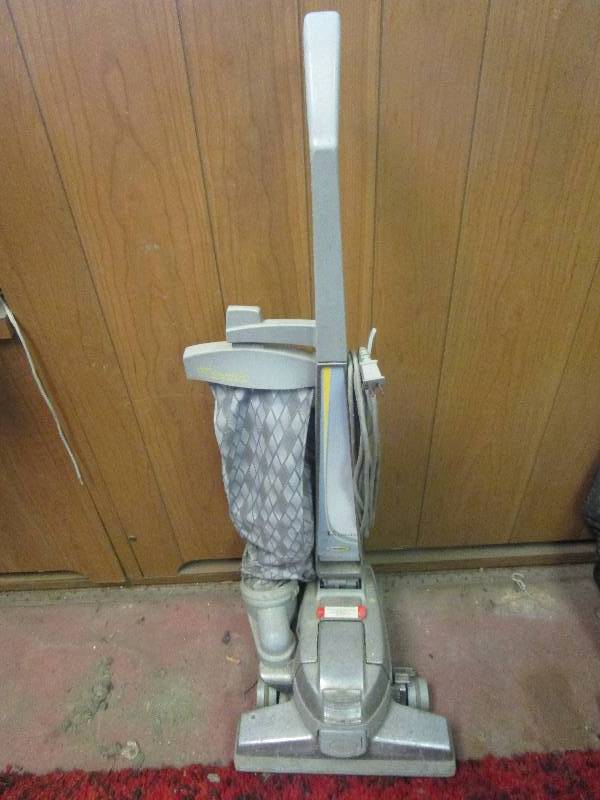 lot 252 image: Kirby The Ultimate G Vacuum Cleaner
