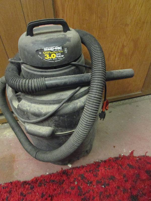 lot 311 image: Shop Vacuum