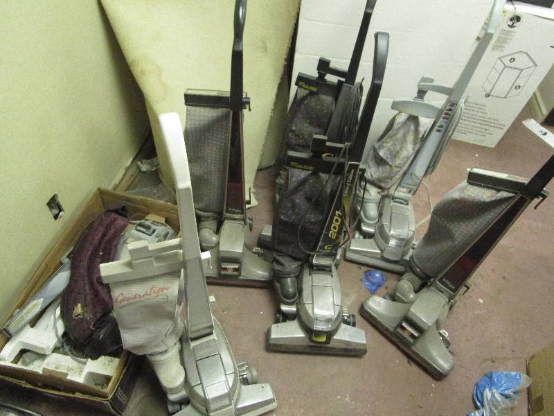 lot 279 image: Lot of Kirby Vacuums NON-WORKING