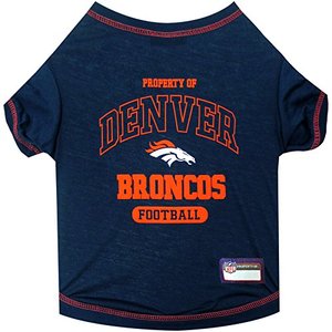 lot 4140 image: Pets First Denver Broncos T-Shirt, Large