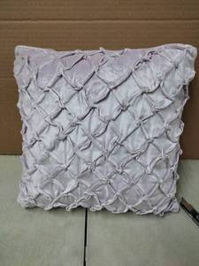 lot 3941 image: 20 x 20 100% Cotton cover Purple Throw Pillow