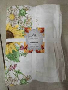 lot 3947 image: PBS Home Goods TableCloth 60in. x 84in. Oblong